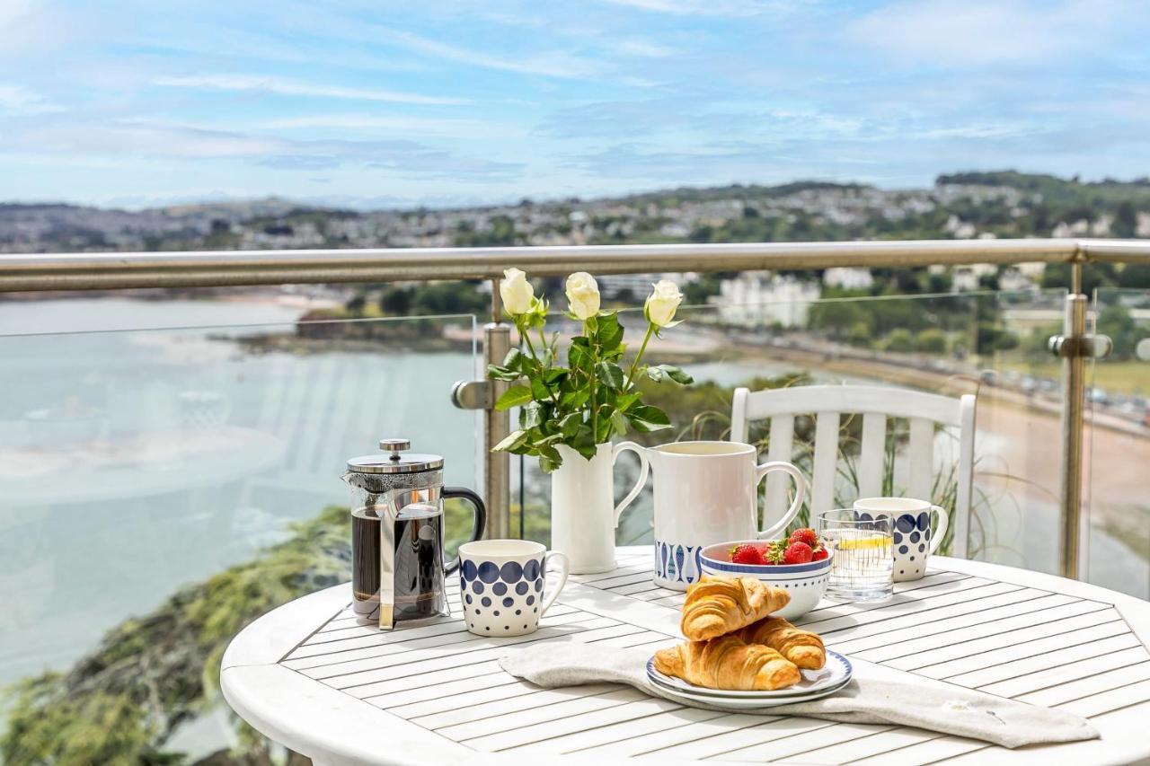 A7 Masts - Striking Beach Bolthole Apartment With Beautiful Sea Views Private Balcony & Parking 托基 外观 照片