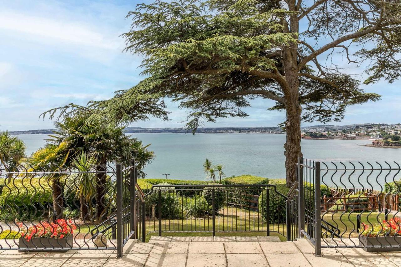 A7 Masts - Striking Beach Bolthole Apartment With Beautiful Sea Views Private Balcony & Parking 托基 外观 照片