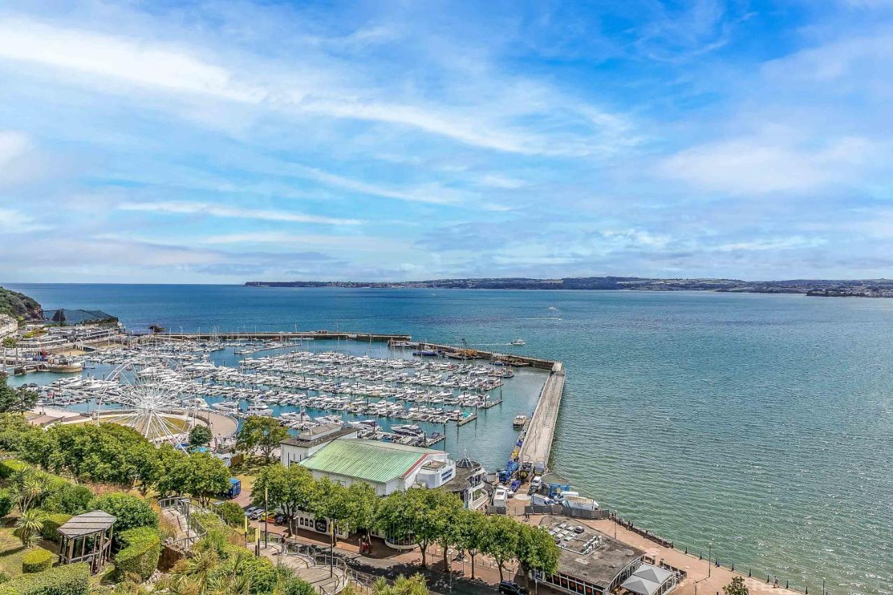 A7 Masts - Striking Beach Bolthole Apartment With Beautiful Sea Views Private Balcony & Parking 托基 外观 照片