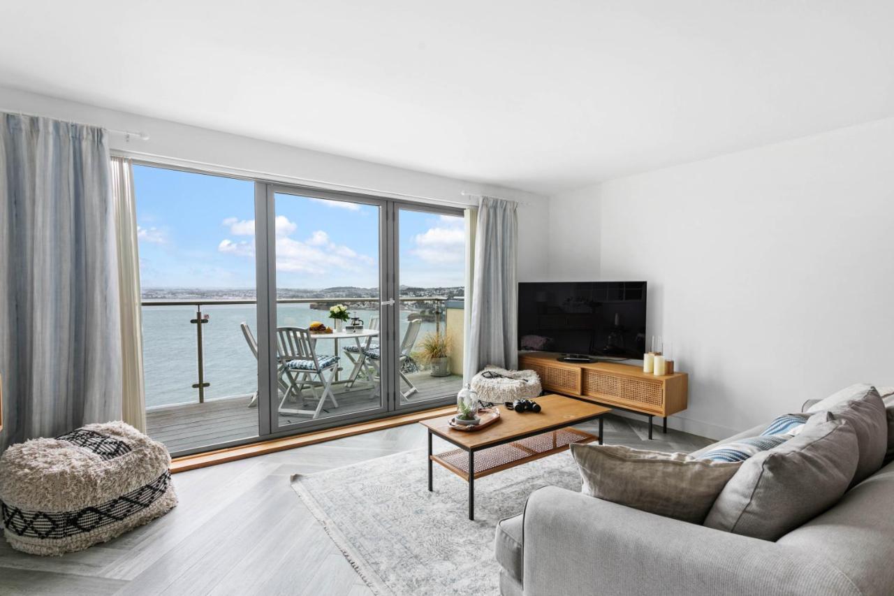 A7 Masts - Striking Beach Bolthole Apartment With Beautiful Sea Views Private Balcony & Parking 托基 外观 照片